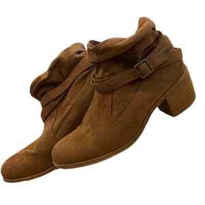 American‎ eagle slouch shoes ankle booties size 8 brown 2” heel